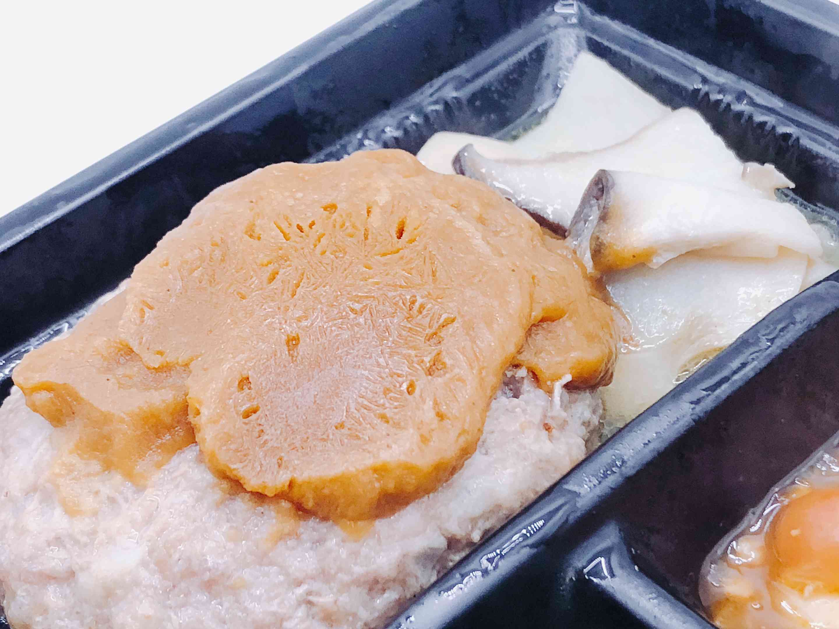 手ごねハンバーグ